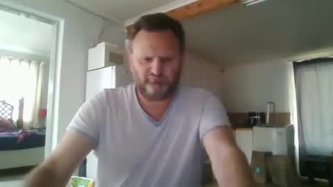 Nollie online show from 09-14-25, 06:01