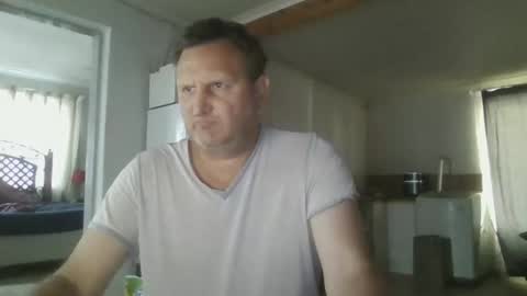Nollie online show from 09-18-25, 05:31