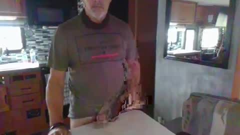 Snapshot of nomadfreedom chatting on 01-28-25, 03:04 nomadfreedom online show from 01-28-25, 03:04