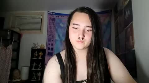 nonbinarybeauty20 online show from 01-30-25, 03:08