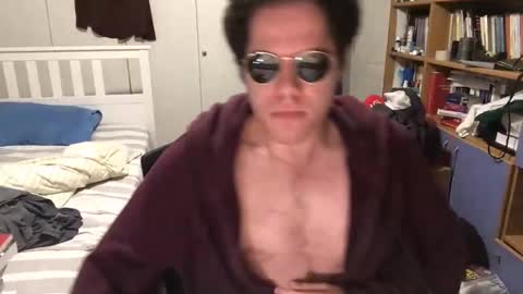 Snapshot of nongay379444 chatting on 12-18-24, 06:46 nongay379444 online show from 12-18-24, 06:46