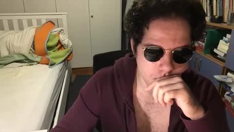 Snapshot of nongay379444 chatting on 12-31-24, 06:35 nongay379444 online show from 12-31-24, 06:35