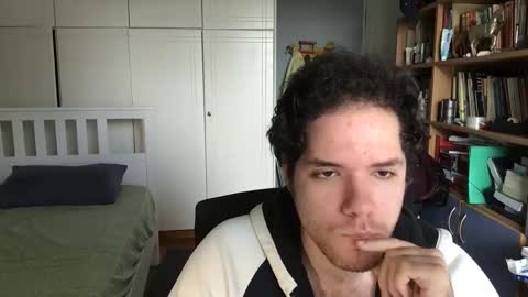 Snapshot of nongay379444 chatting on 01-08-25, 09:53 nongay379444 online show from 01-08-25, 09:53