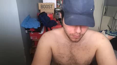 Snapshot of nongay379444 chatting on 11-21-25, 10:58 nongay379444 online show from 11-21-25, 10:58