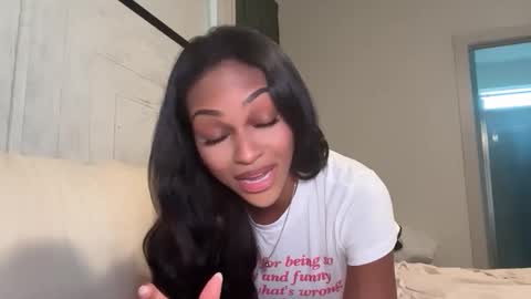 Snapshot of noodsovernudes chatting on 03-26-26, 09:31 NoodsOverNudes online show from 03-26-26, 09:31