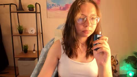 NOORA online show from 10-10-25, 01:04