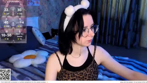 Nora Failure online show from 03-18-26, 04:15