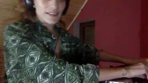 norablues online show from 09-23-25, 06:00