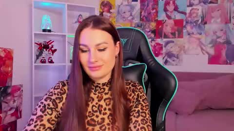 NoraFoxes online show from 02-03-26, 05:38