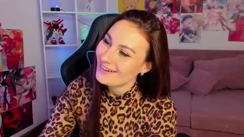 NoraFoxes online show from 02-03-26, 06:40