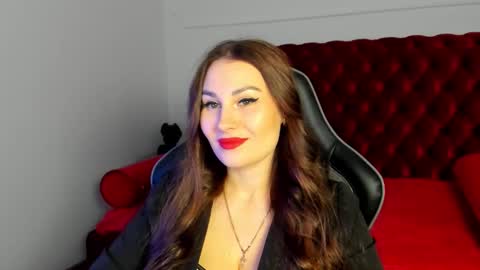 NoraFoxes online show from 02-04-26, 05:24