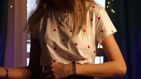 Eva online show from 12-27-24, 10:01