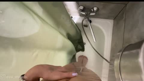 Eva online show from 01-30-25, 07:59