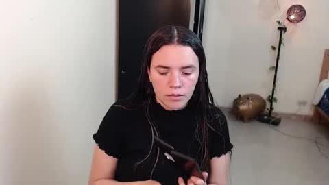 noreen_ online show from 12-20-24, 04:04