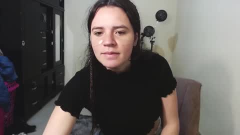 noreen_ online show from 02-08-25, 02:27