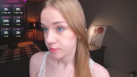 Snapshot of normaemans chatting on 11-08-25, 07:12 Beatrice online show from 11-08-25, 07:12