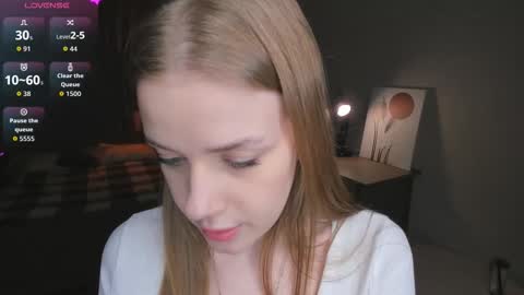 Snapshot of normaemans chatting on 11-16-25, 07:30 Beatrice online show from 11-16-25, 07:30