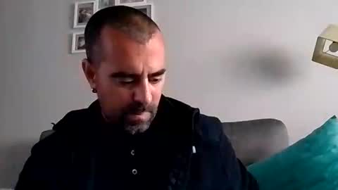 Snapshot of normalito42 chatting on 01-31-25, 03:00 NORMALITO online show from 01-31-25, 03:00