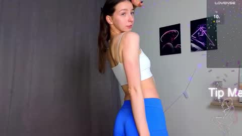 Hello My name is Helene NTMU  Finger up if u like what u see online show from 10-16-25, 02:29