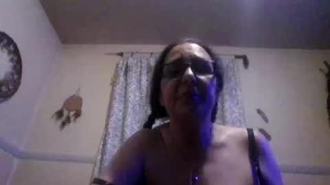 nothingbutthongs online show from 11-18-25, 01:22