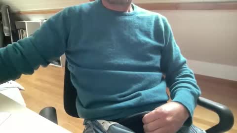 Snapshot of noux69 chatting on 09-24-25, 12:19 noux69 online show from 09-24-25, 12:19