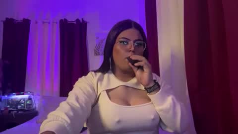 Snapshot of nova1434 chatting on 10-06-25, 01:41 nova1434 online show from 10-06-25, 01:41