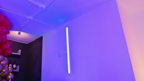 Snapshot of nova_salvadore chatting on 02-12-26, 04:07 Nova Salvatore online show from 02-12-26, 04:07