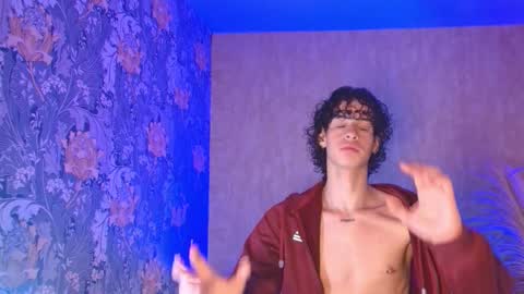 Snapshot of nova_salvadore chatting on 02-16-26, 04:08 Nova Salvatore online show from 02-16-26, 04:08