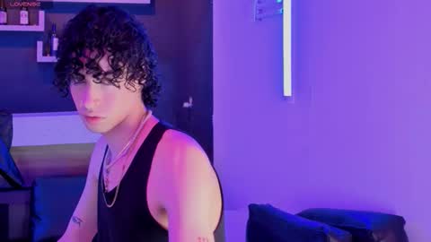 Snapshot of nova_salvadore chatting on 02-18-26, 04:08 Nova Salvatore online show from 02-18-26, 04:08