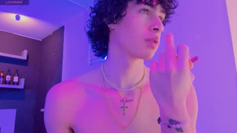 Snapshot of nova_salvadore chatting on 02-19-26, 04:19 Nova Salvatore online show from 02-19-26, 04:19