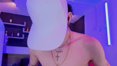 Snapshot of nova_salvadore chatting on 02-25-26, 04:44 Nova Salvatore online show from 02-25-26, 04:44