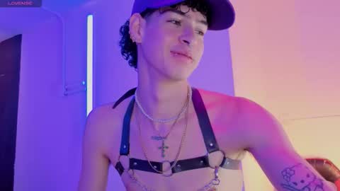 Snapshot of nova_salvadore chatting on 02-26-26, 05:06 Nova Salvatore online show from 02-26-26, 05:06