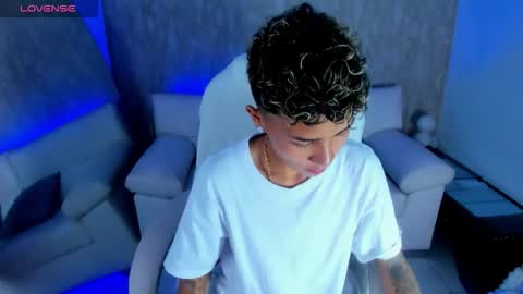 Snapshot of nova_sex1 chatting on 10-11-25, 04:01 nova online show from 10-11-25, 04:01