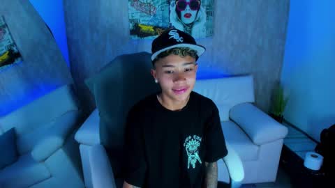 Snapshot of nova_sex1 chatting on 11-13-25, 05:06 nova online show from 11-13-25, 05:06