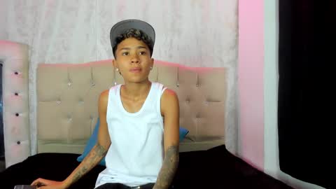 Snapshot of nova_sex1 chatting on 11-19-25, 05:07 nova online show from 11-19-25, 05:07