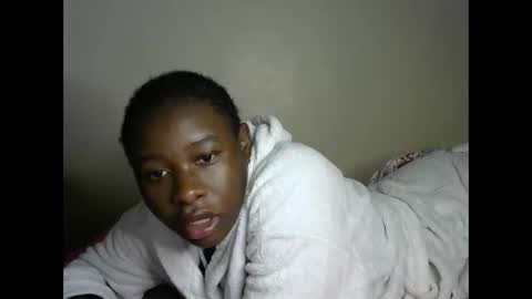 Snapshot of novaah chatting on 11-25-25, 01:38 novaah online show from 11-25-25, 01:38