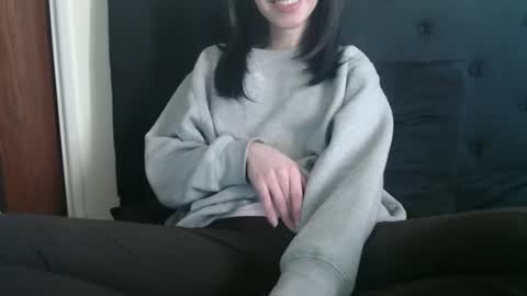Snapshot of novafrey chatting on 02-18-26, 10:06 Olivia online show from 02-18-26, 10:06