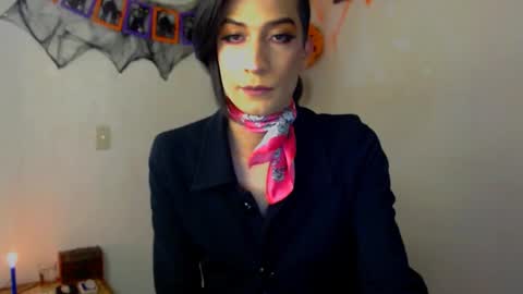 Snapshot of novanyx11 chatting on 10-16-25, 09:27 Nova... online show from 10-16-25, 09:27