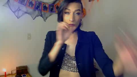 Snapshot of novanyx11 chatting on 10-29-25, 10:11 Nova... online show from 10-29-25, 10:11