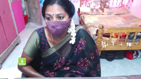 Snapshot of novapol chatting on 11-13-25, 06:12 Novapol online show from 11-13-25, 06:12