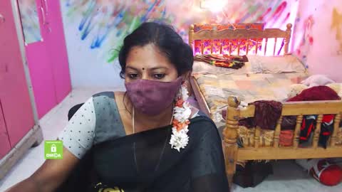 Snapshot of novapol chatting on 11-25-25, 01:22 Novapol online show from 11-25-25, 01:22