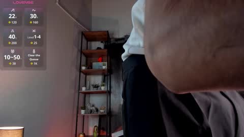 Snapshot of novawheeler chatting on 01-19-26, 12:31 Nova online show from 01-19-26, 12:31