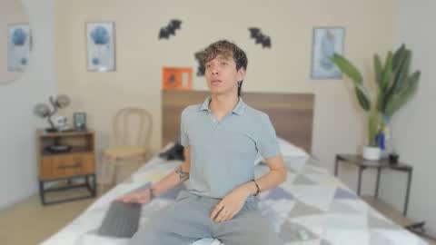 NovayBrian online show from 10-30-25, 04:36