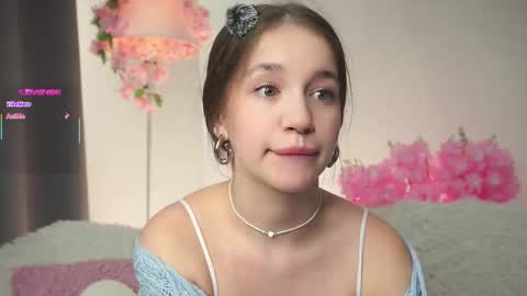 Dina online show from 10-09-25, 01:14