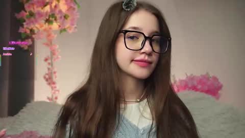 Dina online show from 11-08-25, 01:06