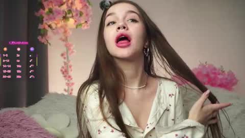 Dina online show from 11-11-25, 01:27