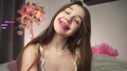 Dina online show from 11-21-25, 01:26