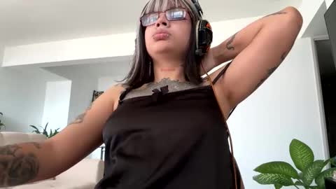 Goth Darling online show from 01-20-25, 09:01