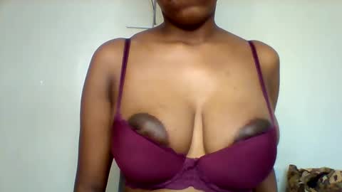 happie online show from 01-19-26, 05:11