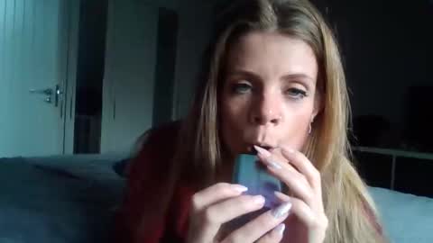 Alice  Nudgeman online show from 11-06-25, 09:10